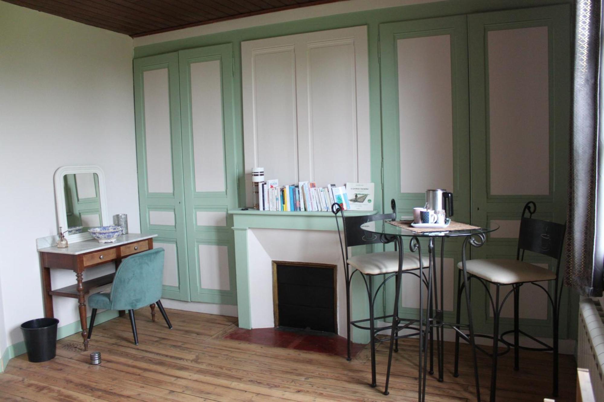 Auberge De La Croix Du Maupas Capelle-les-Grands ภายนอก รูปภาพ